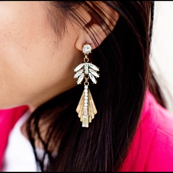 Antique Gold Deco Dangles Earrings - Picture 2 of 2